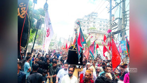 কারবালার স্মরণে শোকের মিছিল