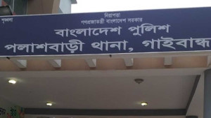 গাইবান্ধায় নৈশ প্রহরীকে হত্যা করে পাঁচটি ইজিবাইক চুরি