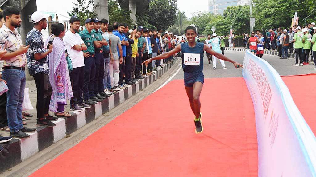 জয় বাংলা ম্যারাথনে বিজয়ী যারা