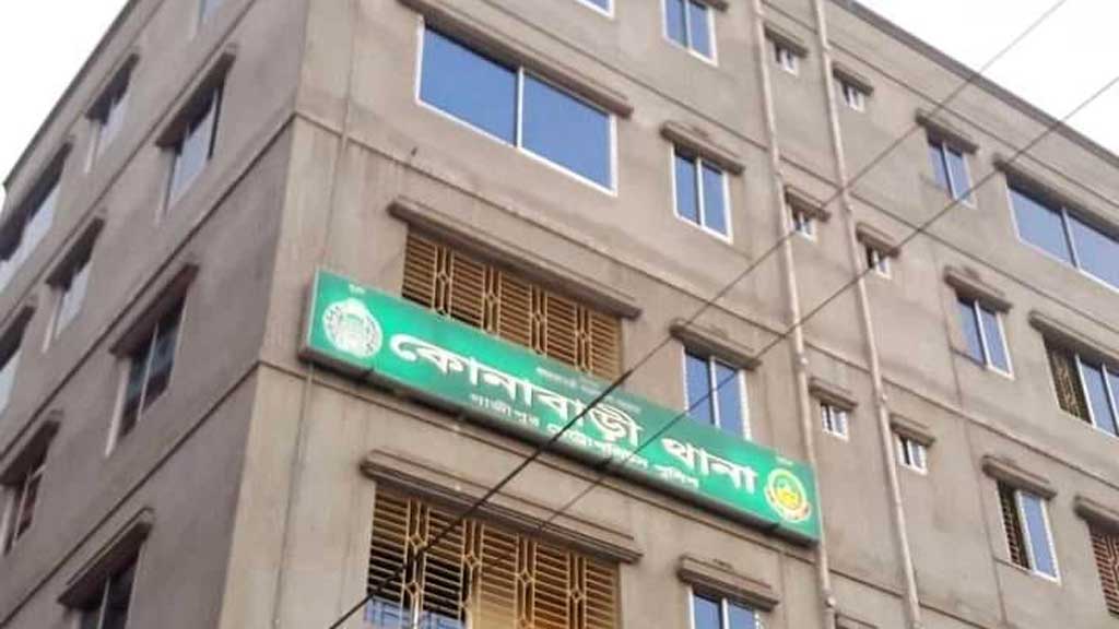 গাজীপুরে কারখানার ছাদ থেকে ‘লাফ দিয়ে’ নারী শ্রমিকের মৃত্যু