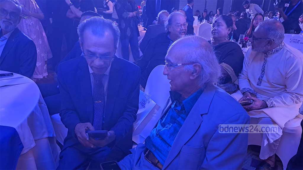 সংবাদপত্রে ‘নতুন লাইন’ তৈরি করেছে বিডিনিউজ টোয়েন্টিফোর: শফিক রেহমান