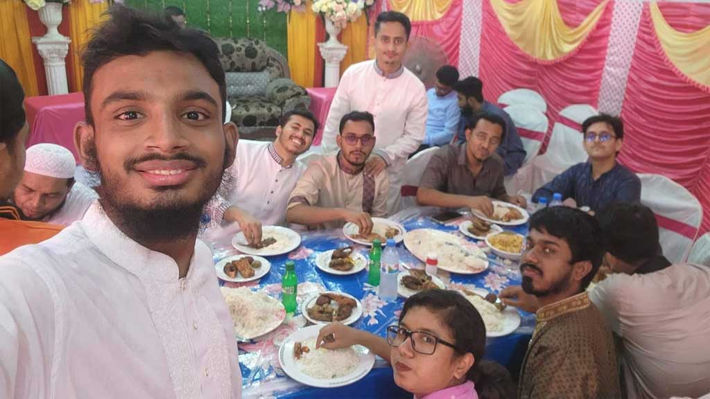 বিয়ের পর অভিনন্দনে সিক্ত সমন্বয়ক হাসনাত আব্দুল্লাহ
