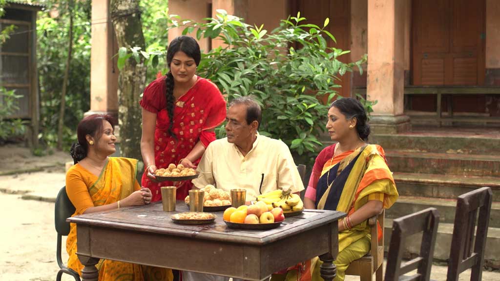 দশমীতে ‘উমা এল বাড়িতে’