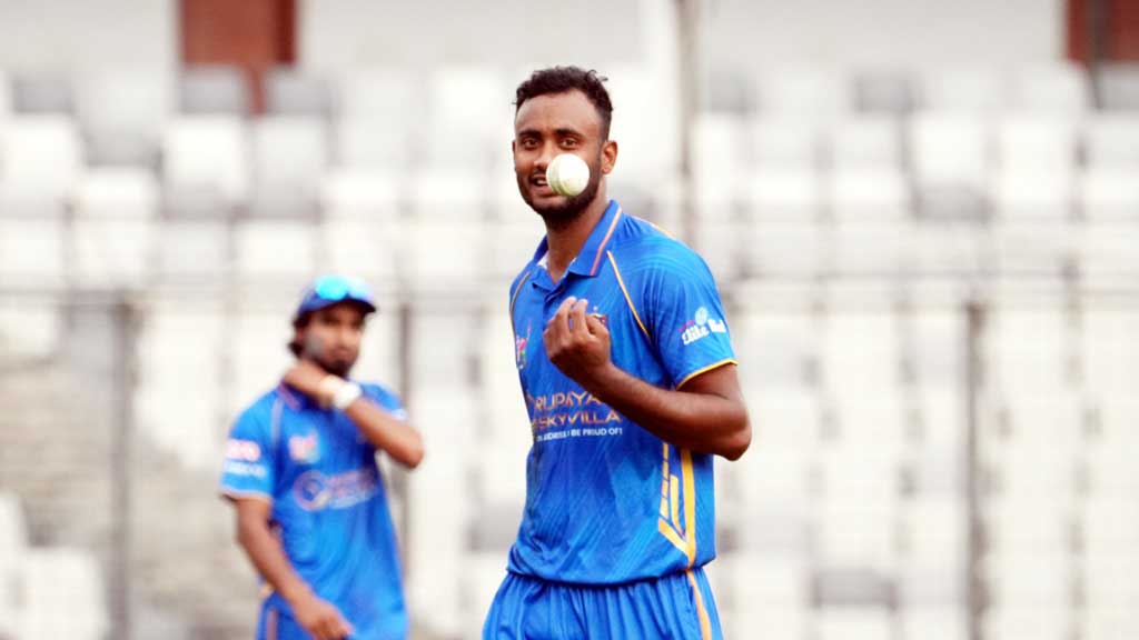 সোহানের ৩ রানের আক্ষেপ, সৌম্যর ঝকঝকে ৮০ ও শরিফুলের ৬ উইকেট