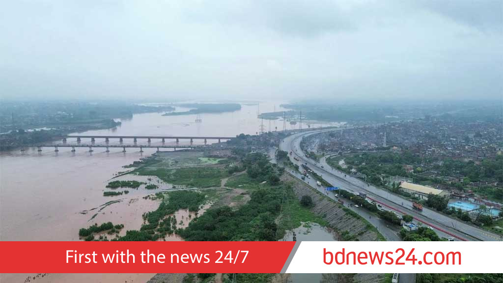 পাঞ্জাবে ‘চার দশকে সবচেয়ে ভয়াবহ বন্যা’, প্রাণহানির সঙ্গে ফসল নিয়েও শঙ্কায় পাকিস্তান