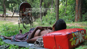 মৌসুমের উষ্ণতম দিন পার, টানা ২৭ দিন দাবদাহ