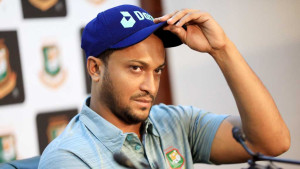 দলবদলের পরদিনই নিজেকে সরিয়ে নিলেন সাকিব