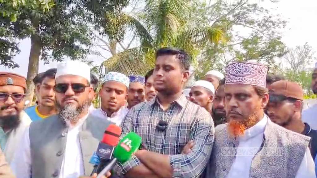 স্বরাষ্ট্র উপদেষ্টার পদত্যাগের আন্দোলনে আমাদের সংহতি রয়েছে: হাসনাত আবদুল্লাহ