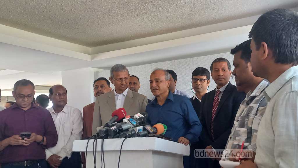 আইনশৃঙ্খলা পরিস্থিতি উন্নতির দিকে: উপদেষ্টা