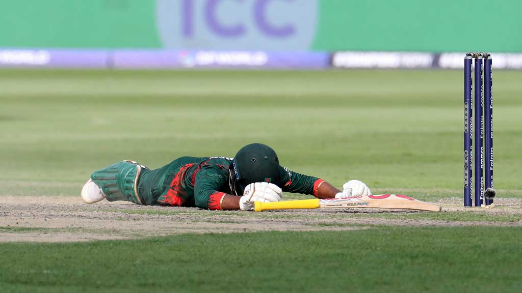 অসাধারণ সেঞ্চুরির পরও নিজেকেই দায় দিলেন হৃদয়