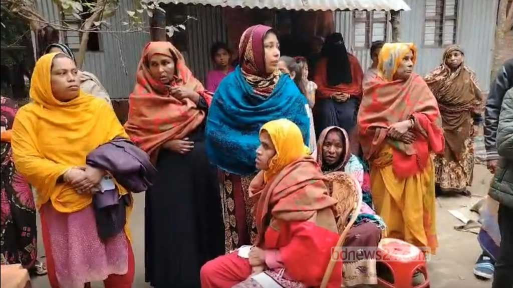 মাদারীপুরের ধর্ষণ-গর্ভপাত: সালিশে বিচার না পেয়ে কিশোরীর আত্মহত্যা
