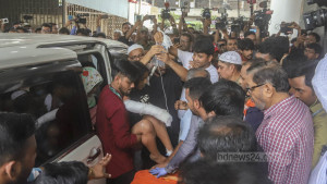 দগ্ধদের চিকিৎসায় সিঙ্গাপুরের টিম রাতে ‘পৌঁছাচ্ছে’: সিএমএইচ