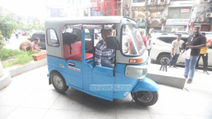 Dhaka to get e-rickshaws in August