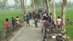 কুড়িগ্রামে ধান ক্ষেতে পড়ে ছিল ইজিবাইক চালকের লাশ