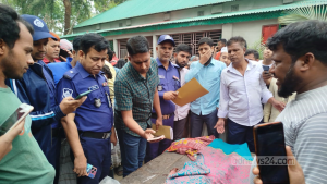 পাবনায় ‘ঘুম থেকে ডেকে তোলায়’ বাবাকে কুপিয়ে হত্যা