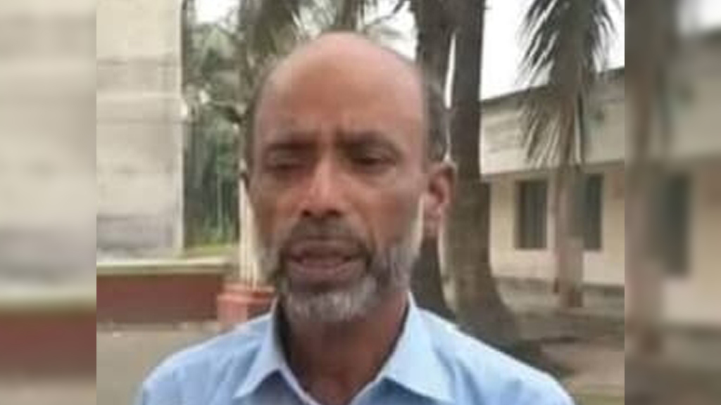 ‘ফোন করে রাতে দেখা করতে’ বললেন অধ্যক্ষ, অভিযোগ ছাত্রীর