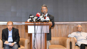 ‘জাতীয় সনদ’ জুলাইয়ের মধ্যেই: আলী রীয়াজ