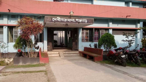 স্বজনের অন্ত্যেষ্টিক্রিয়া শেষে ফেরার পথে প্রাণ গেল ৩ জনের