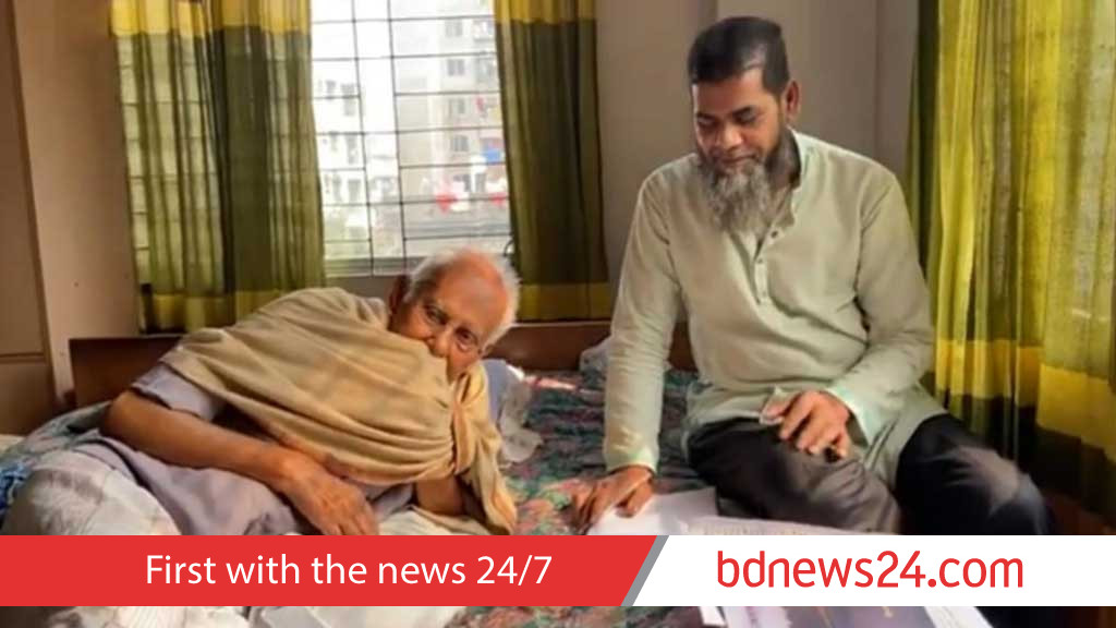 ‘স্যারের মায়ায় তারে ছাড়তে পারি নাই’, আহমদ রফিককে নিয়ে ৩ যুগের সঙ্গী কালাম