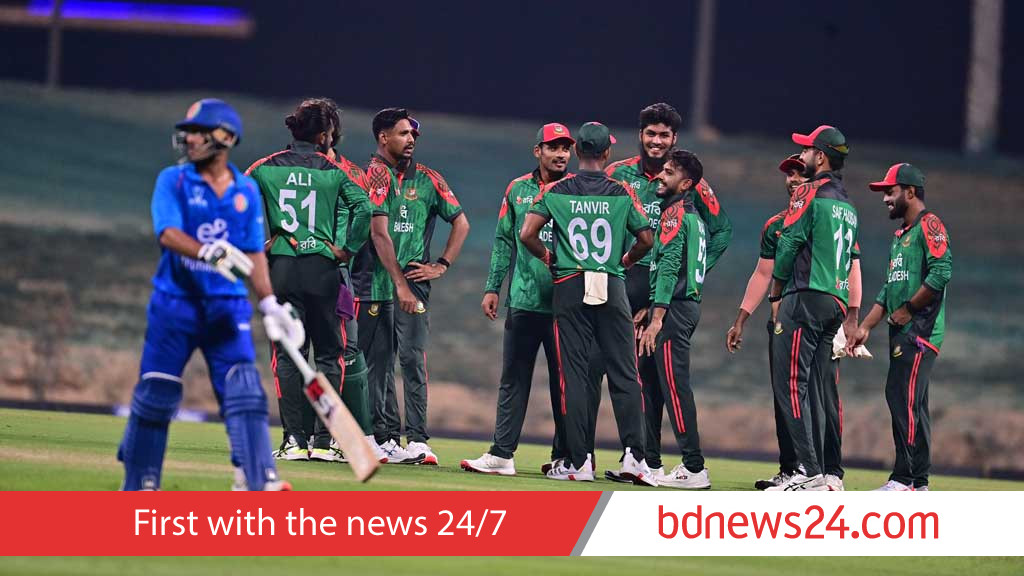 নাঈম-নাহিদকে একাদশে ফিরিয়ে ফিল্ডিংয়ে বাংলাদেশ