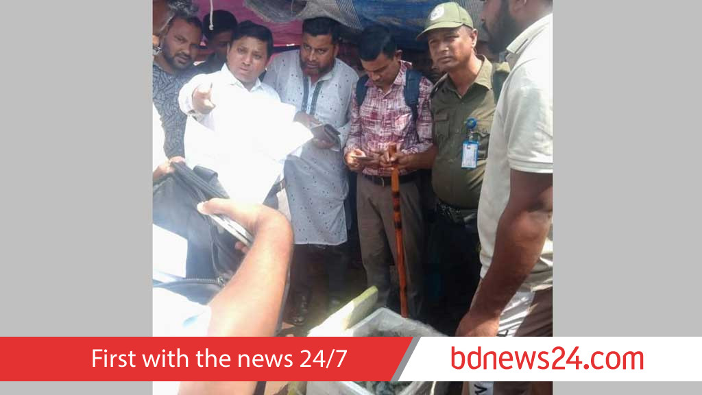 চিংড়িতে জেলি, ব্রাহ্মণবাড়িয়ায় ব্যবসায়ীকে লাখ টাকা জরিমানা
