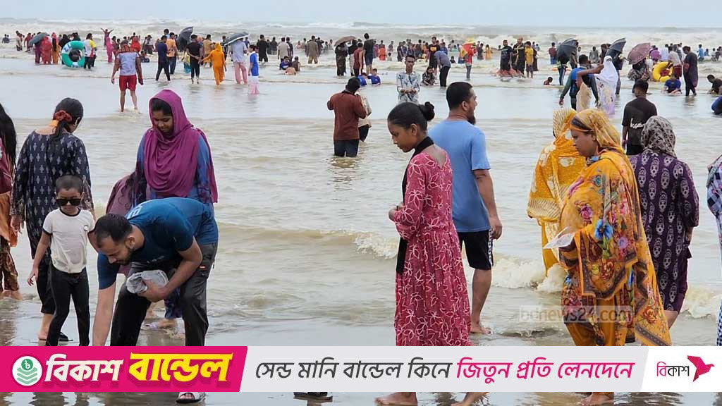 বৈরী আবহাওয়াতেও কক্সবাজারে হোটেল রুম ‘সোল্ড আউট’