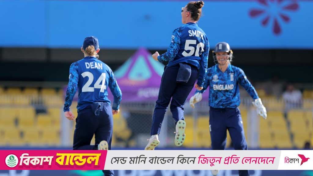 দক্ষিণ আফ্রিকাকে ৬৯ রানে গুটিয়ে ১০ উইকেটের জয় ইংল্যান্ডের