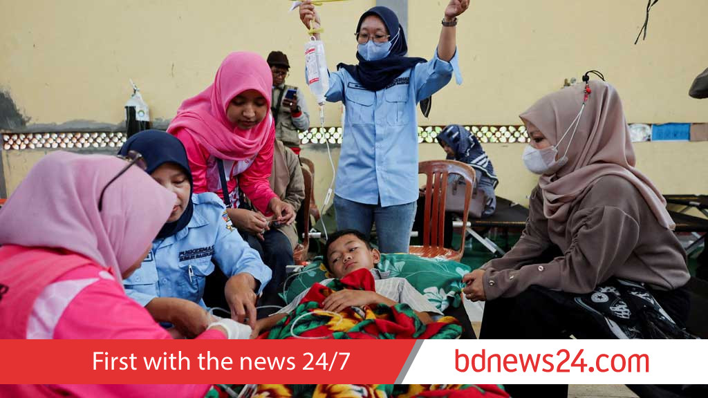 ইন্দোনেশিয়ায় স্কুলের খাবারে ৯ হাজারের বেশি শিশু বিষক্রিয়ায় আক্রান্ত হয়েছে