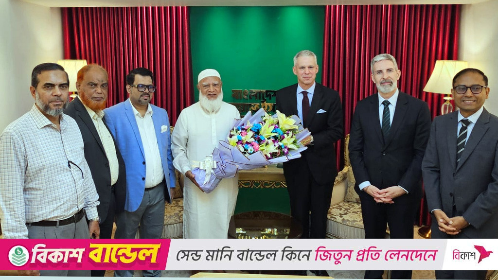 জামায়াতের আমিরের সঙ্গে সুইজারল্যান্ডের রাষ্ট্রদূতের সাক্ষাৎ