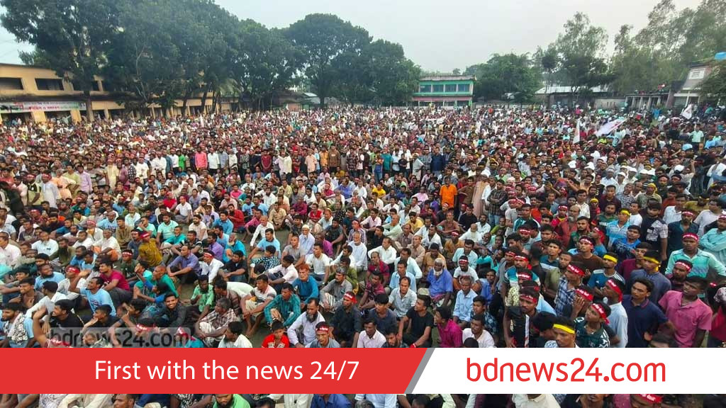 লালমনিরহাটে তিস্তা মহাপরিকল্পনার কাজ শুরুর দাবিতে গণমিছিল