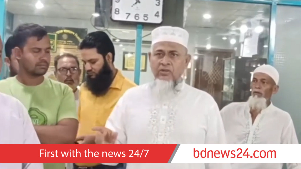 মাদারীপুরে ইসলামী ব্যাংকে গিয়ে জামায়াত নেতার ‘হুমকি’, ভিডিও ভাইরাল