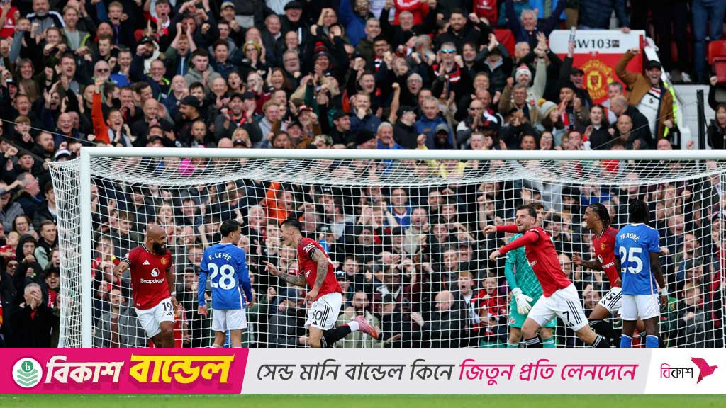 মাউন্ট ও সেসকোর গোলে জয়ে ফিরল ইউনাইটেড