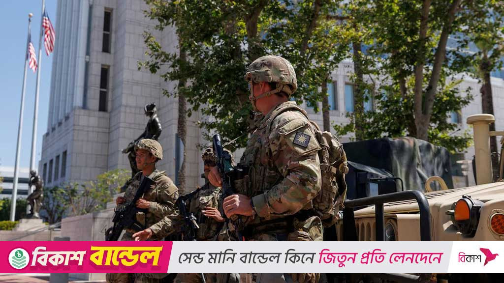 আপত্তি উপেক্ষা করে শিকাগোয় ন্যাশনাল গার্ড মোতায়েনের অনুমতি ট্রাম্পের