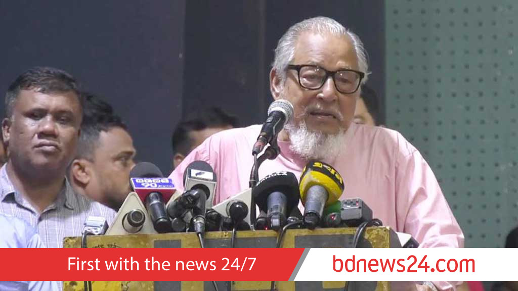নজরুল ইসলাম খান হাসপাতালে ভর্তি