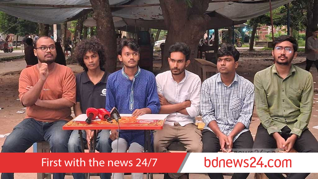 রাকসু: ভোটারদের কাছে ফোন-বার্তা শিবির-ছাত্রদলের, ছাত্র জোটের উদ্বেগ