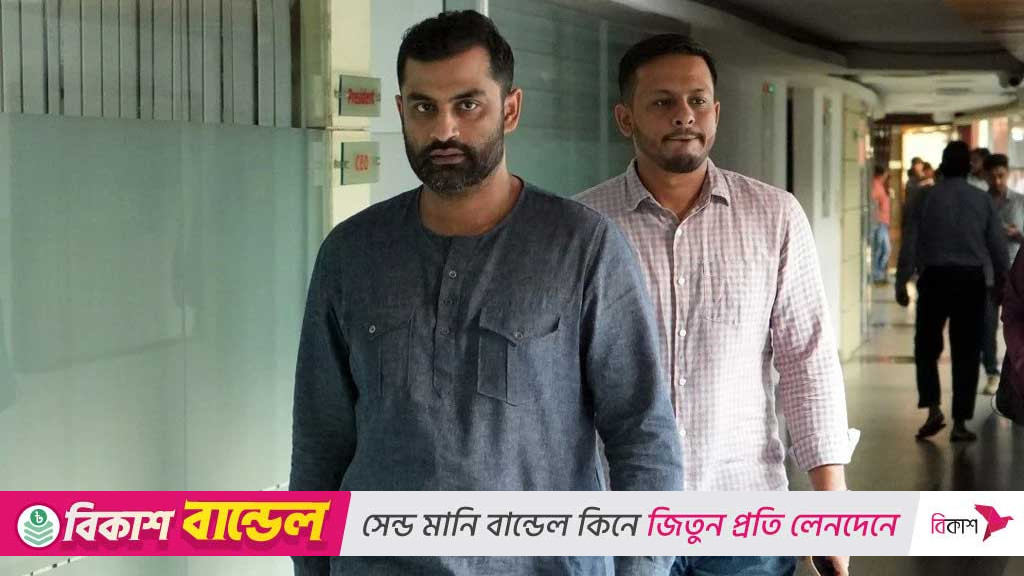 বিসিবি নির্বাচন থেকে সরে দাঁড়ালেন তামিম