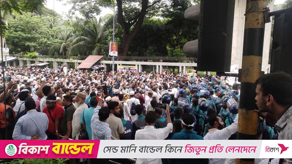 এমপিওভুক্ত শিক্ষকদের বাড়ি ভাড়া ভাতা বাড়ল ৫০০ টাকা, প্রত্যাখ্যান করে অবস্থানের ডাক
