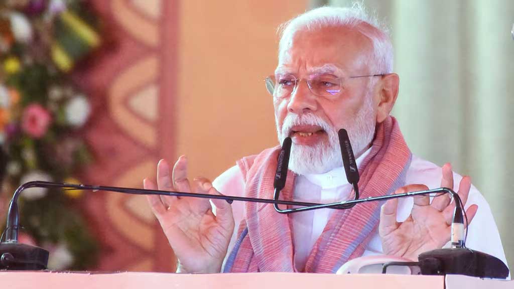 বিহারের মধুবানীতে এক জনসভায় বক্তব্য রাখছেন নরেন্দ্র মোদী। ফাইল ছবি। ছবি: রয়টার্স