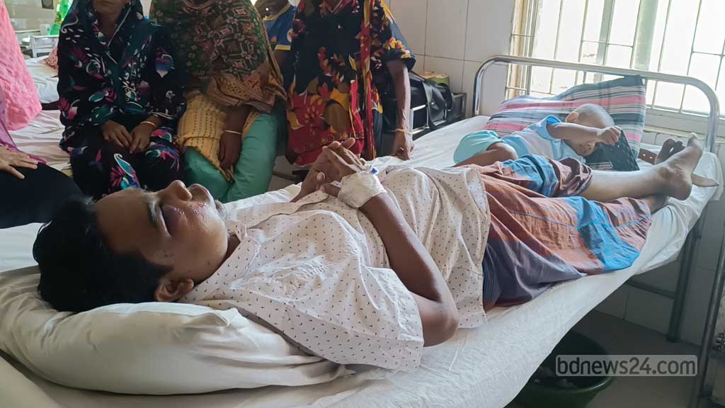 মানিকগঞ্জে ‘বিএনপি নেতার অনুসারীদের’ হামলায় যুবদল নেতা আহত মানিকগঞ্জে ‘বিএনপি নেতার অনুসারীদের’ হামলায় যুবদল নেতা আহত