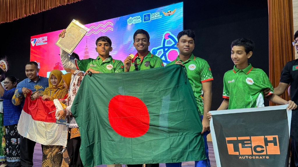 স্বর্ণপদক পেলাম, শিখলাম অনেক কিছু