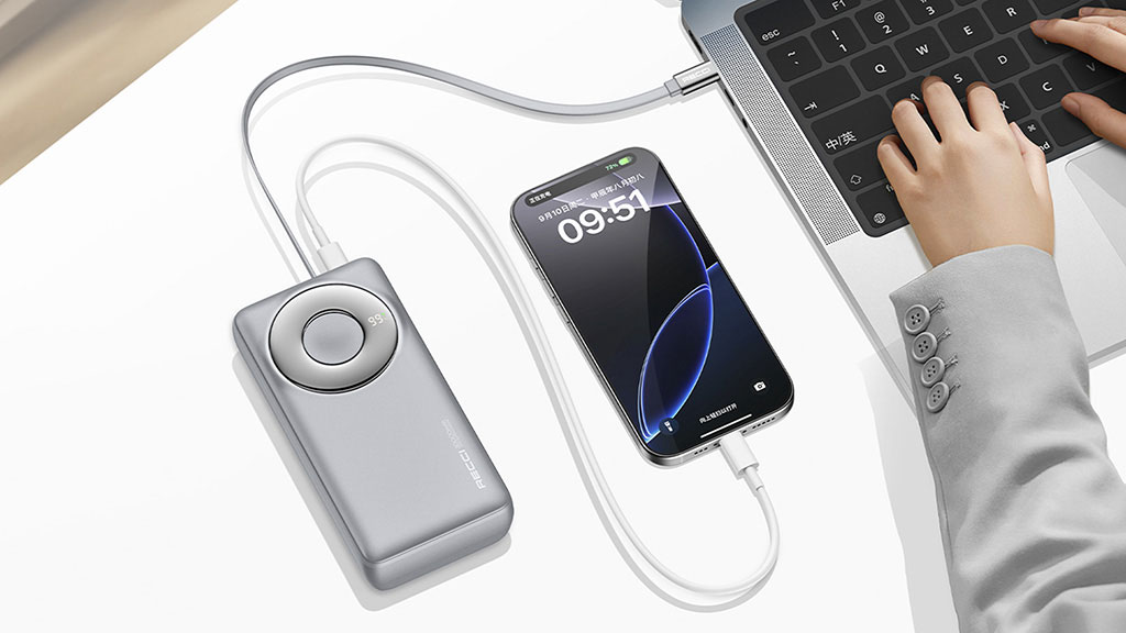 এবার ল্যাপটপ চার্জ করার জন্য এল পাওয়ারব্যাংক এবার ল্যাপটপ চার্জ করার জন্য এল পাওয়ারব্যাংক