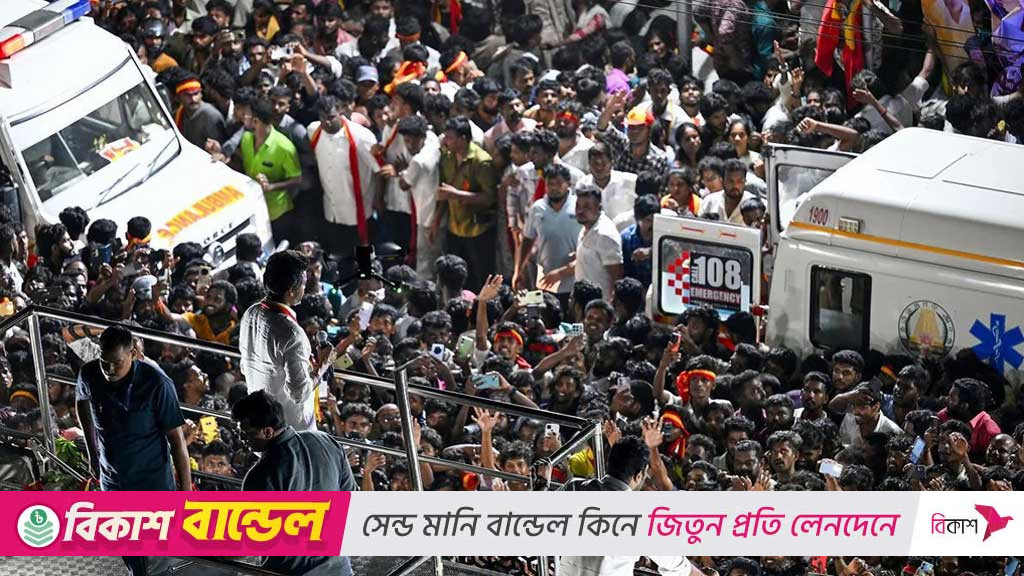 বিজয়ের সমাবেশে প্রাণহানির ঘটনায় মামলা, ক্ষতিপূরণ দেওয়ার প্রতিশ্রুতি
