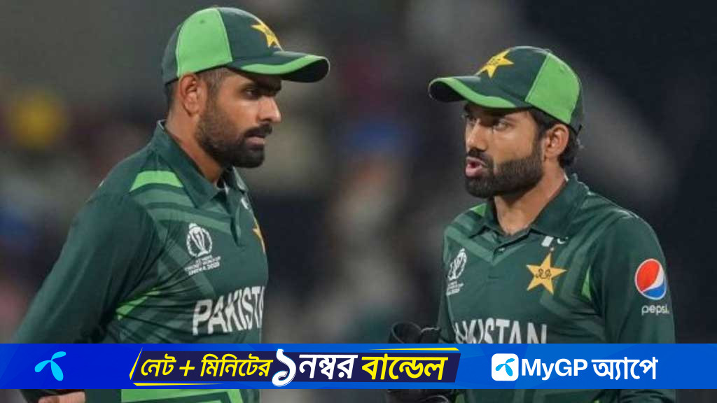 বাবর-রিজওয়ানের দুর্বলতা নিয়ে বলার ‘সাহস’ দেখালেন কোচ