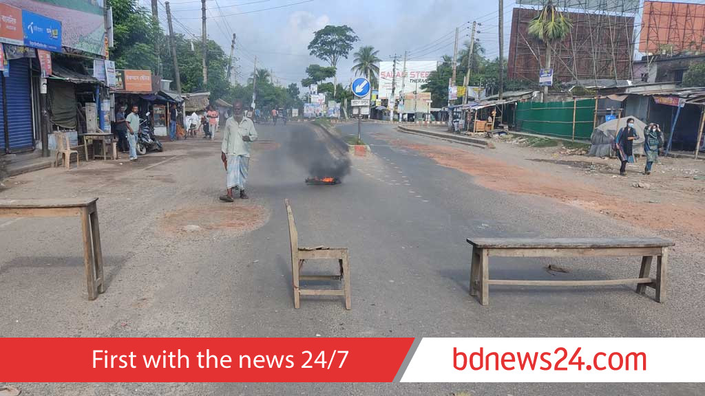বাগেরহাটে সংসদীয় আসন পুনর্বহালের দাবিতে হরতাল চলছে, ভোগান্তি