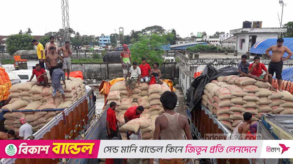 চাল রপ্তানিতে নতুন শর্ত চাপাল ভারত