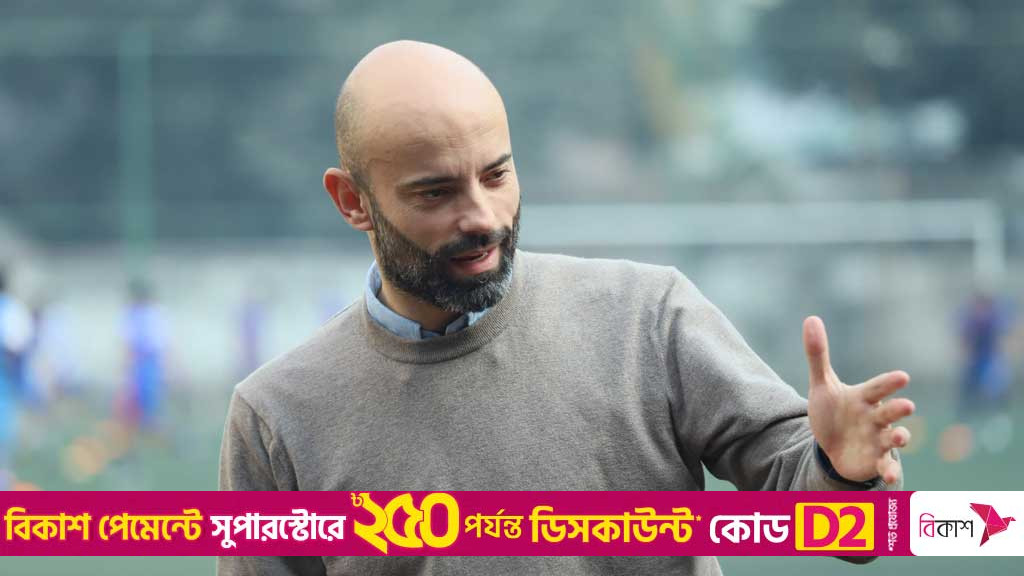 নেপালে সাফল্যের গল্পে পড়া ধুলা সরাতে চান কাবরেরা