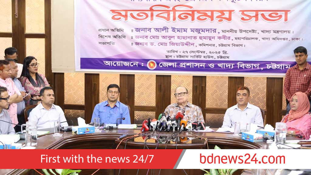 চালের বাজারে খাদ্যবান্ধব কর্মসূচির ‘প্রভাব’ দেখছেন খাদ্য উপদেষ্টা