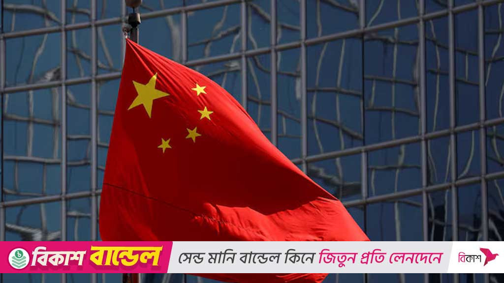 তিন দেশে সরকার পতন: ‘নীরব’ চীনের ভারসাম্য রক্ষার চ্যালেঞ্জ