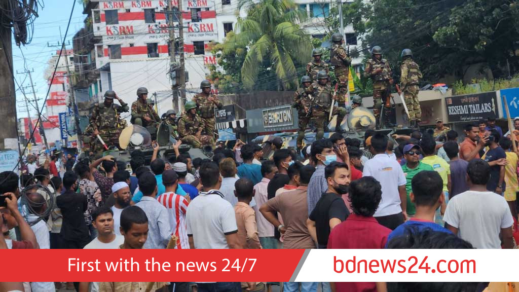 বিক্ষোভের মুখে কক্সবাজারে বাঁকখালীর উচ্ছেদ ফের স্থগিত