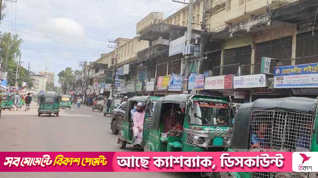 সংঘাতের পর ‘স্বাভাবিক’ হচ্ছে হাটহাজারী